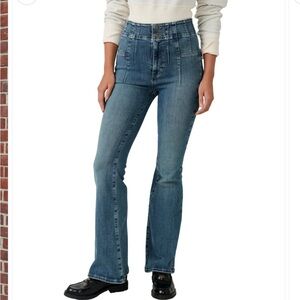 EUC No Boundaries Classic Blue Jeans w/ impressive stitching. Size 13